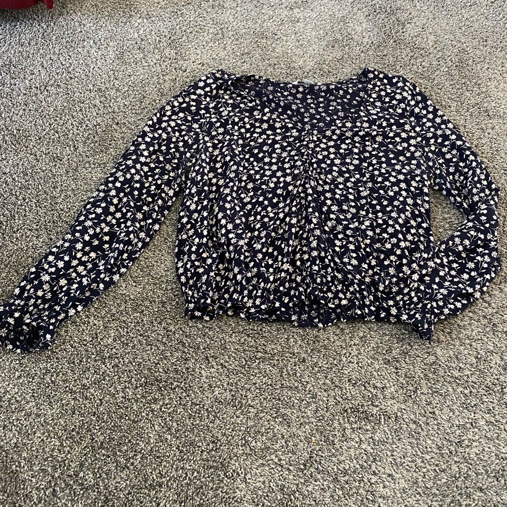 American Eagle Floral Blouse